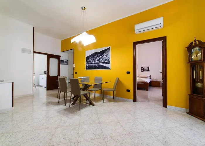 “in Centro” شقة